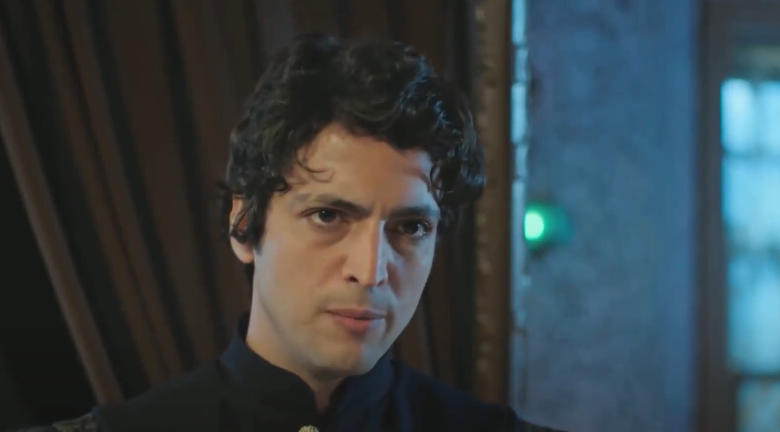 A screenshot of the TV Show Magnificent Century: Kosem