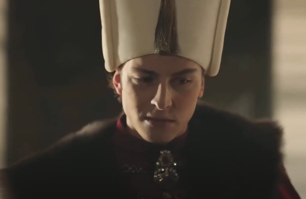 A screenshot of the TV Show Magnificent Century: Kosem