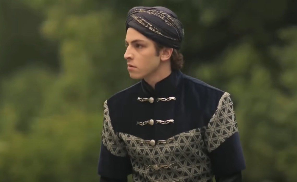 A screenshot of the TV Show Magnificent Century: Kosem