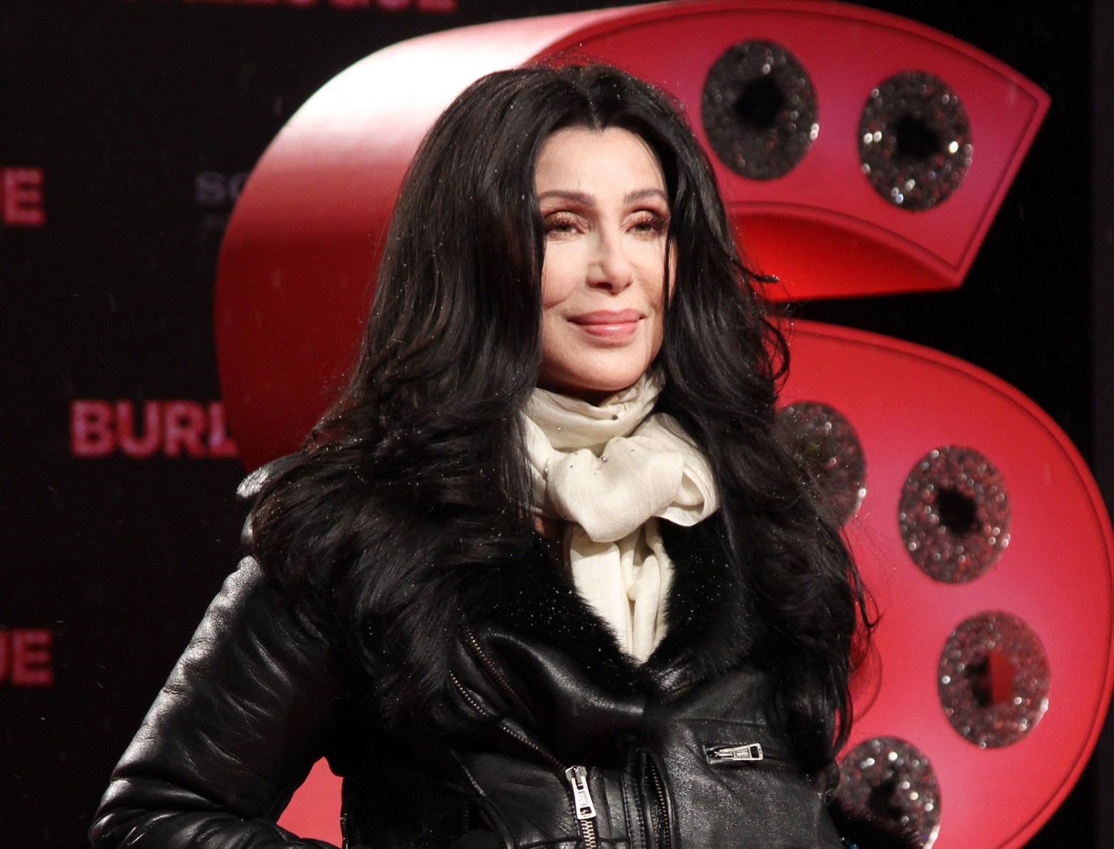 Cher attends the Germany Premiere of 'Burlesque' at the CineStar at Potsdamer Platz. December 16, 2010 in Berlin, Germany