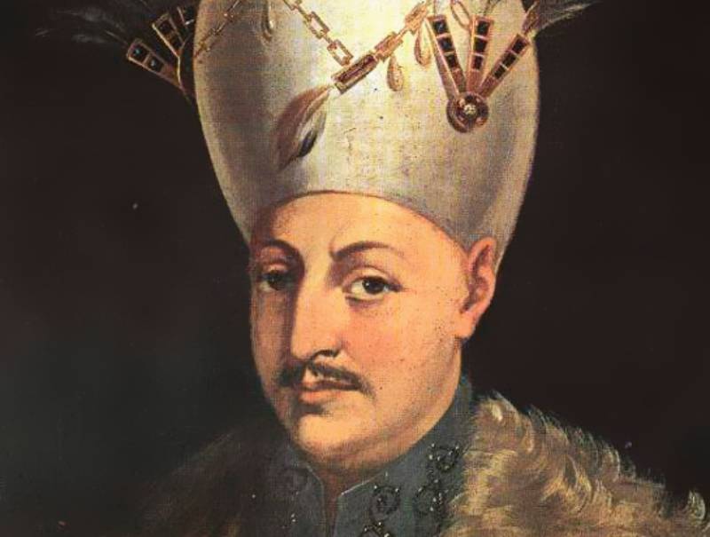 Ahmed I in brown outfit