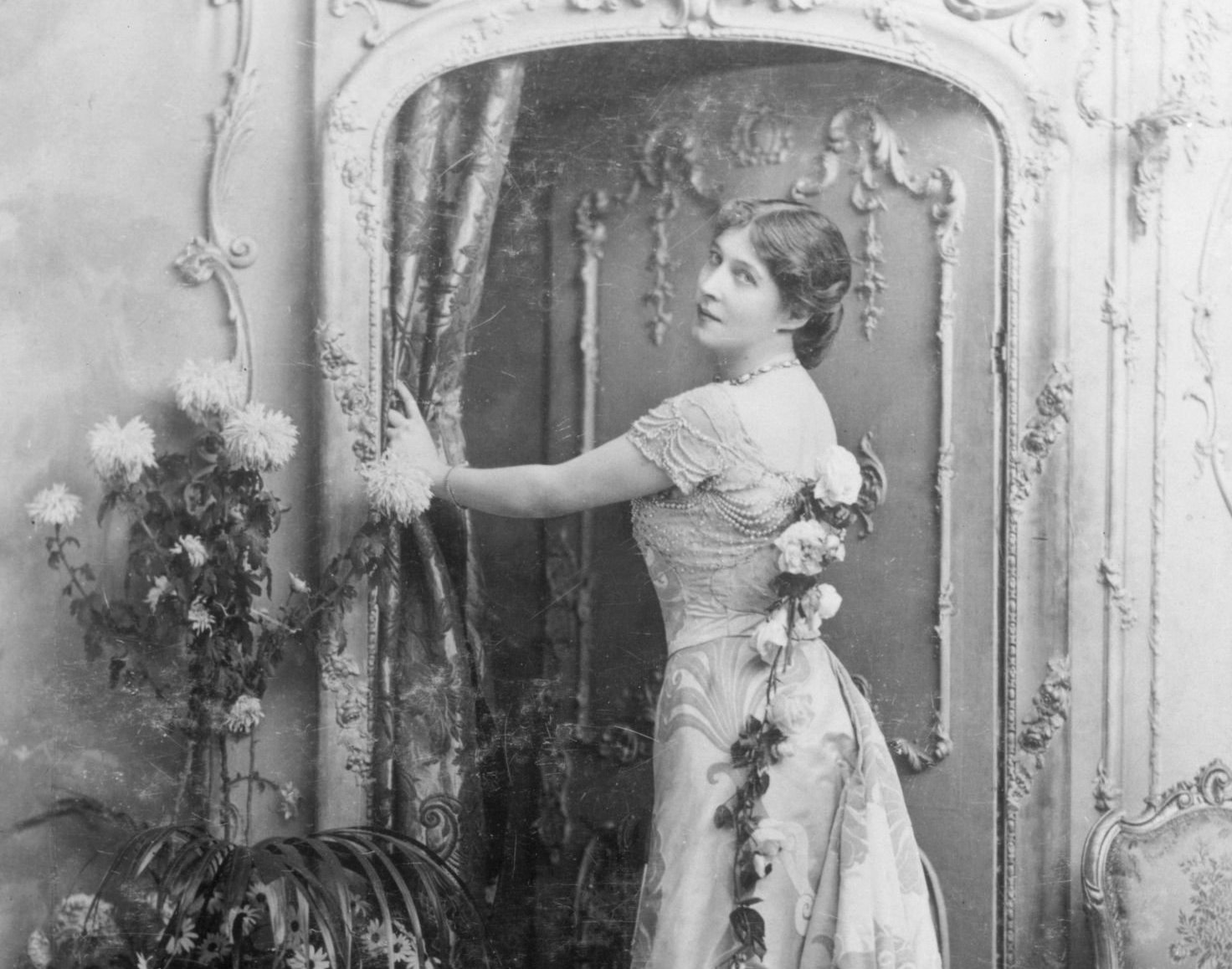 Portrait of Lillie Langtry