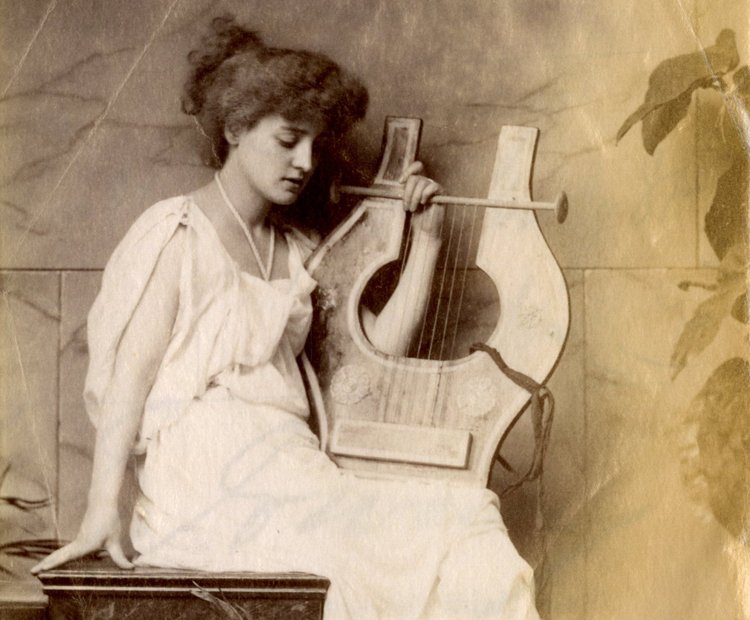 Lillie Langtry With Lyre