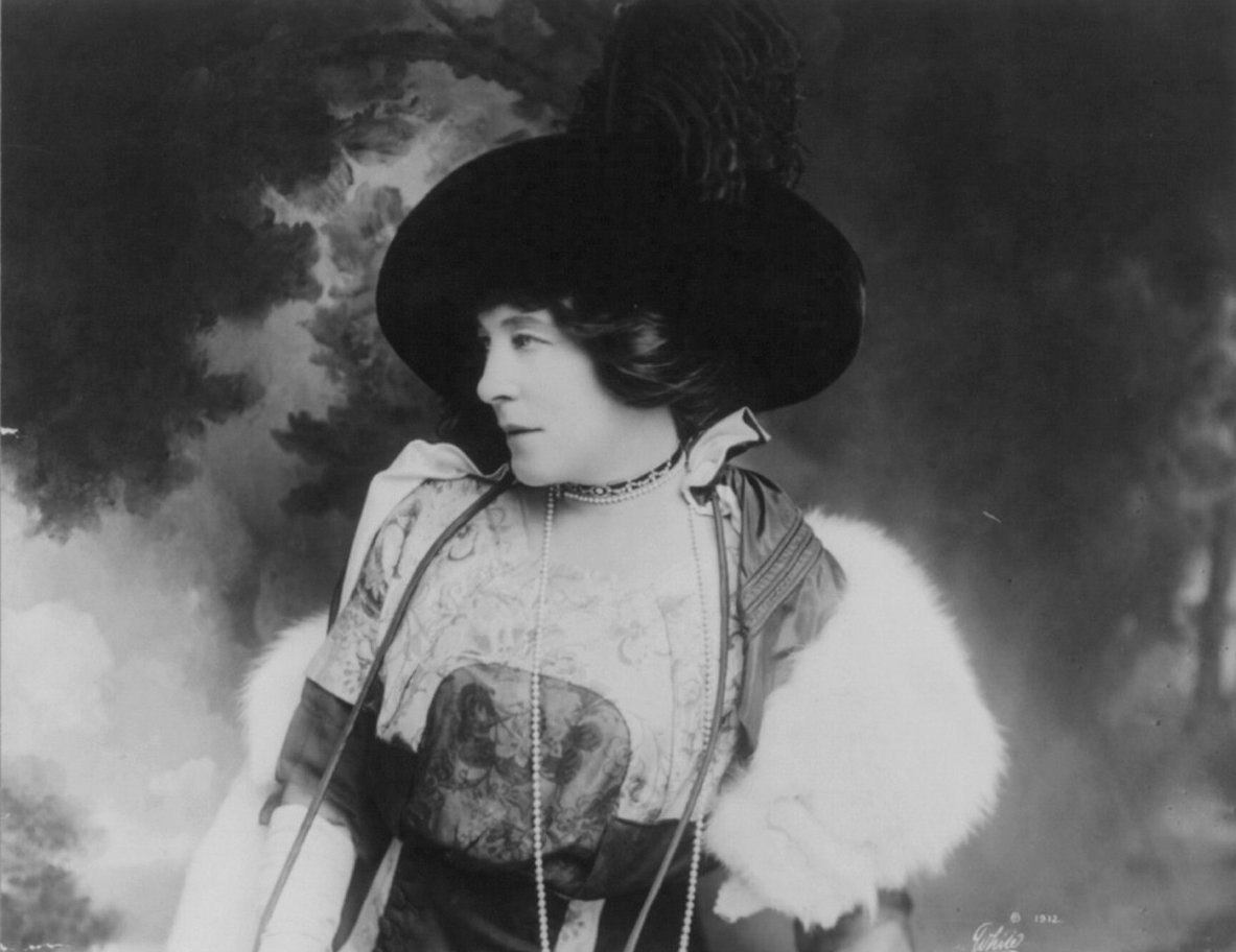 Actress Lillie Langtry, 1853-1929