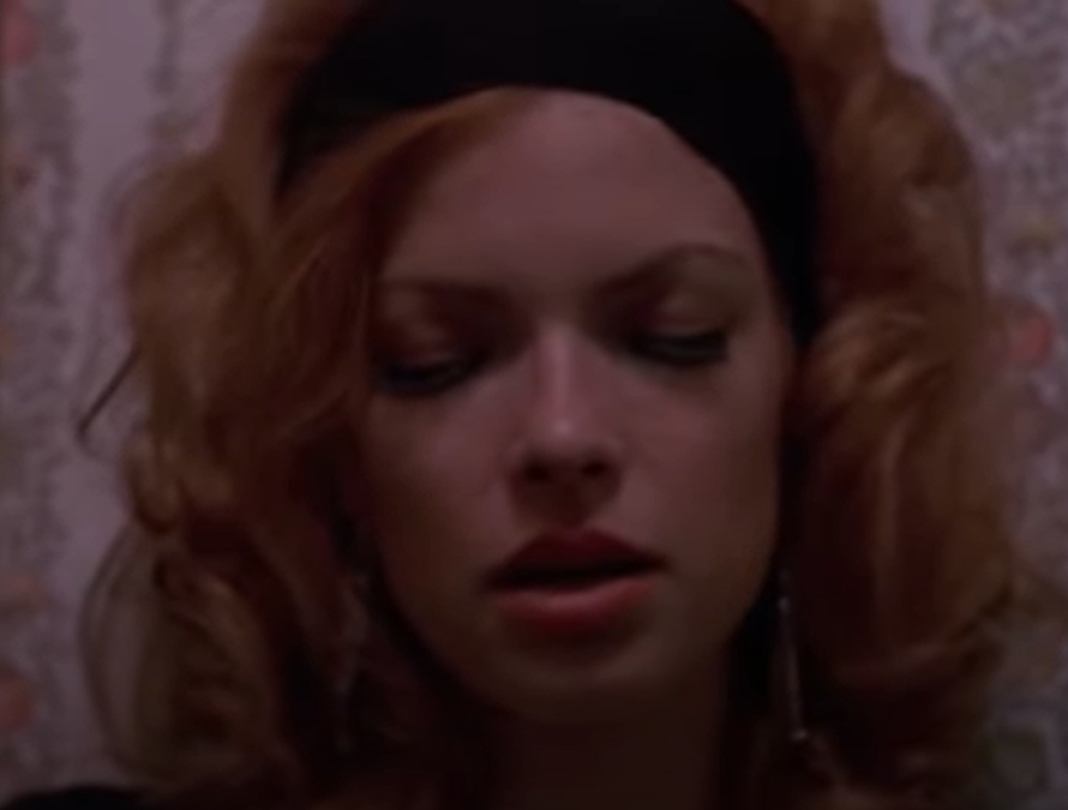 Screenshot of Zoë Lund from the movie - Bad Lieutenant (1992)