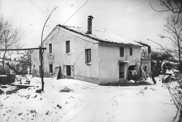 The house in Schitto bought by the May couple in Sarnano