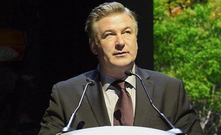 Alec Baldwin in a suit