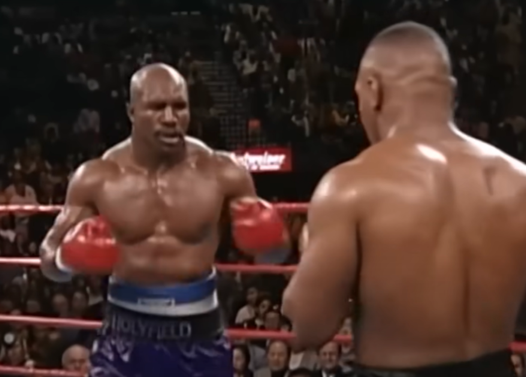 Screenshot from the box fight - Evander Holyfield Vs Mike Tyson I (1996)