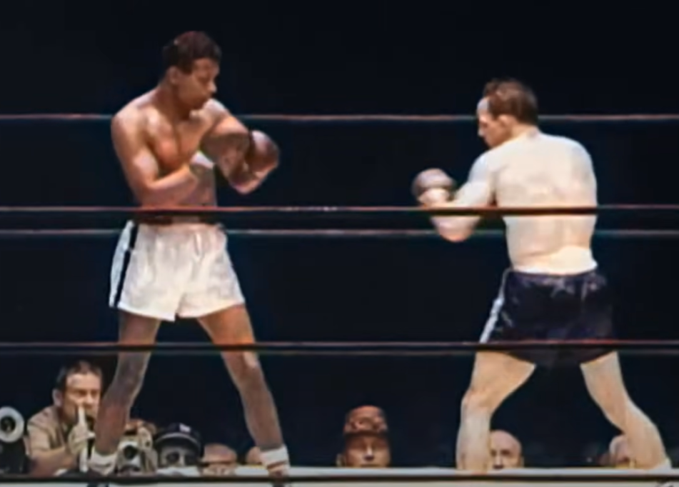 Screenshot from the box fight - Carmen Basilio Vs Sugar Ray Robinson I (1957)