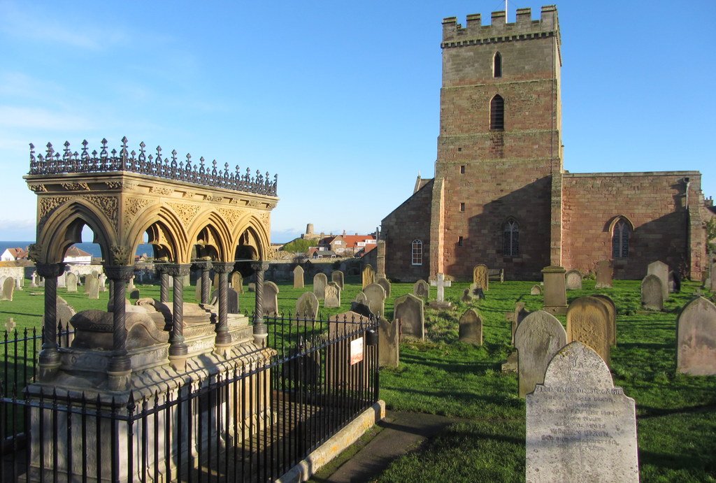 Monument To Grace Darling West Of St Aidan's Church