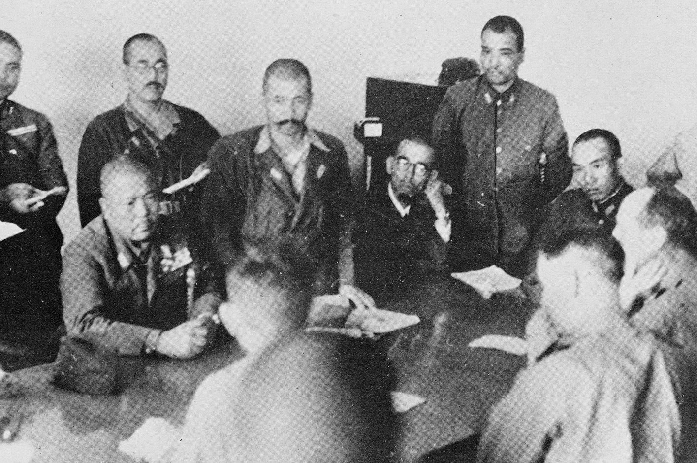 Battle of Singapore, British Surrender discussion