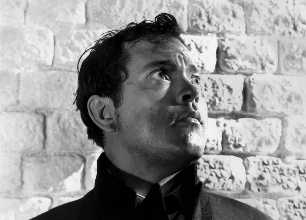 Publicity photograph of Orson Welles as Harry Lime