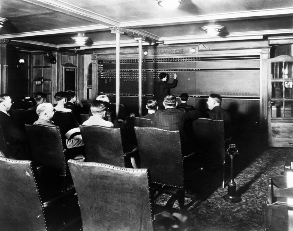 AT SEA - NOVEMBER: The first mobile stock exchange is inaugurated on board the Berengaria in November 192