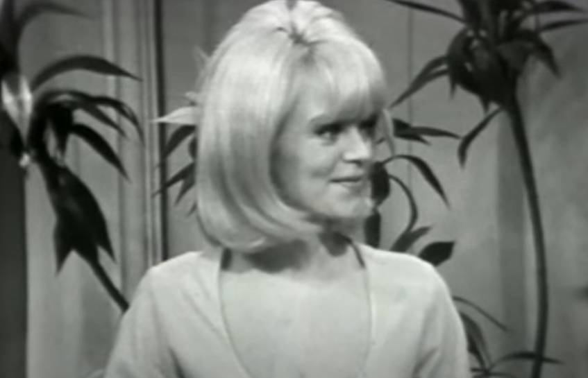 Screenshot of the TV Show The Tonight Show Starring Johnny Carson