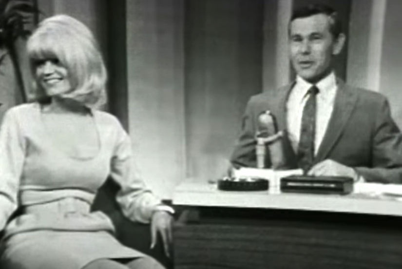 Screenshot of the TV Show The Tonight Show Starring Johnny Carson