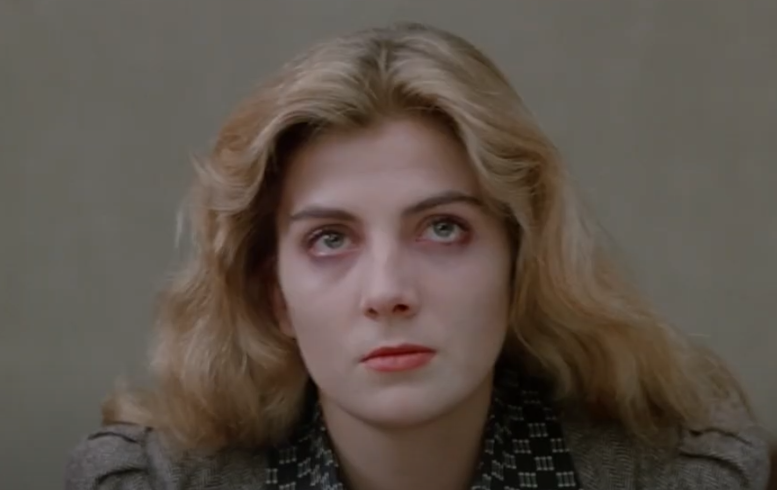 A screenshot from the movie Patty Hearst