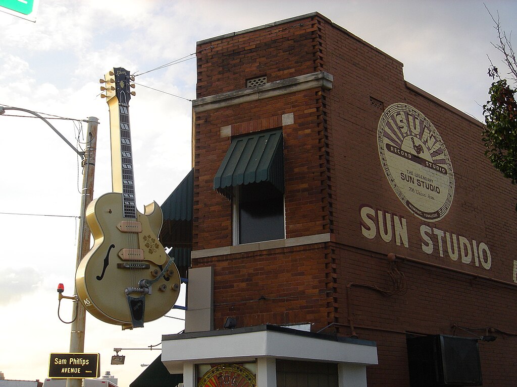 SUN Studio at junction of Sam Phillips Avenue, Memphis