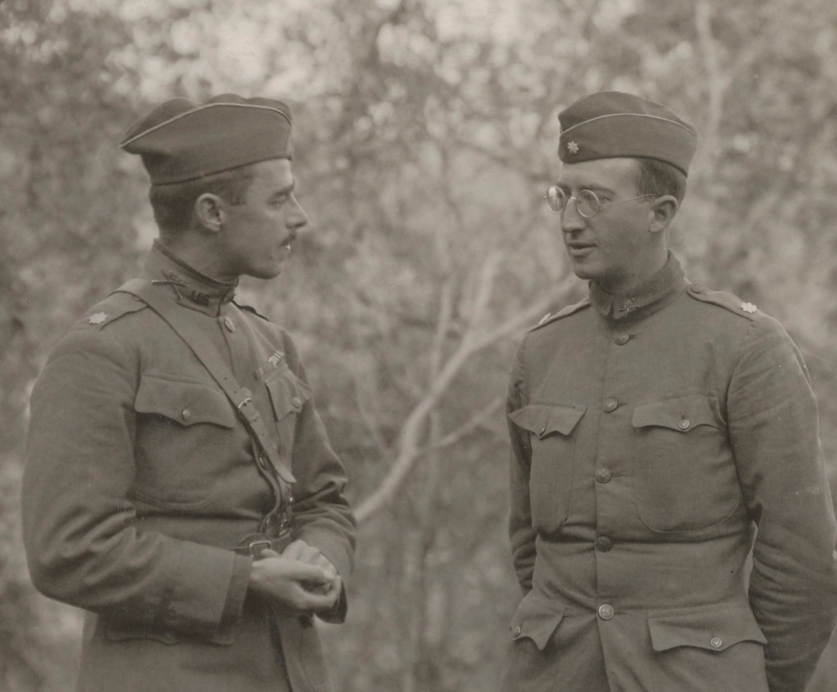 Charles W. Whittlesey speaking to another soldier