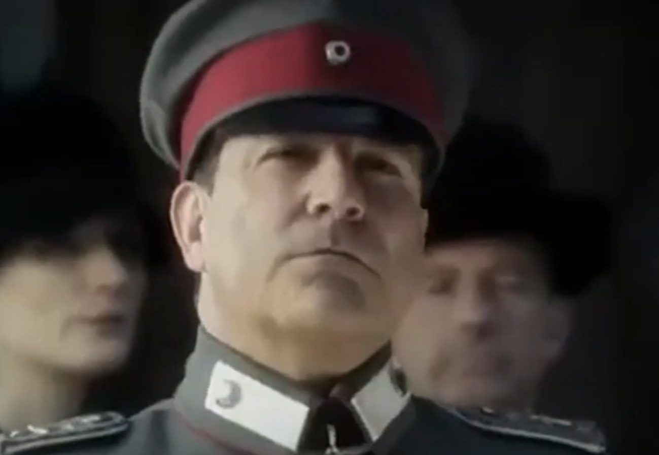 Screenshot from the movie - Der gute Göring (2016)