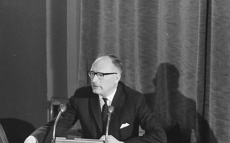 Van Hulst speaking in the Dutch Senate, February 1963