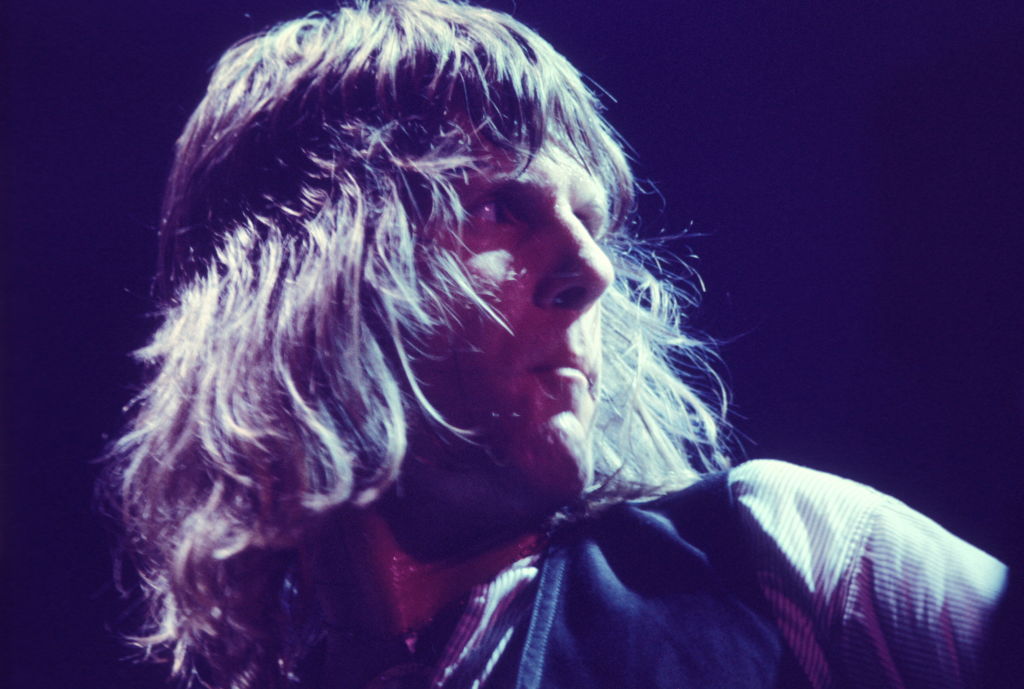 Keith Emerson performing