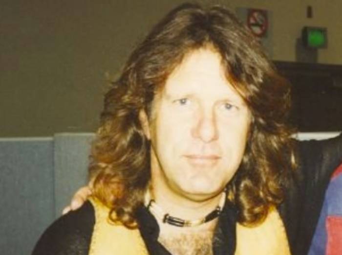 Photo of keyboardist Keith Emerson in black