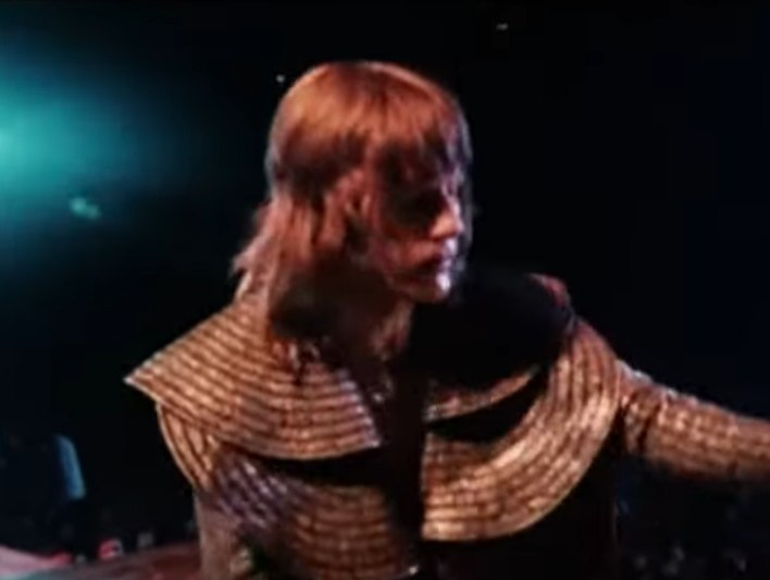 Keith Emerson performing