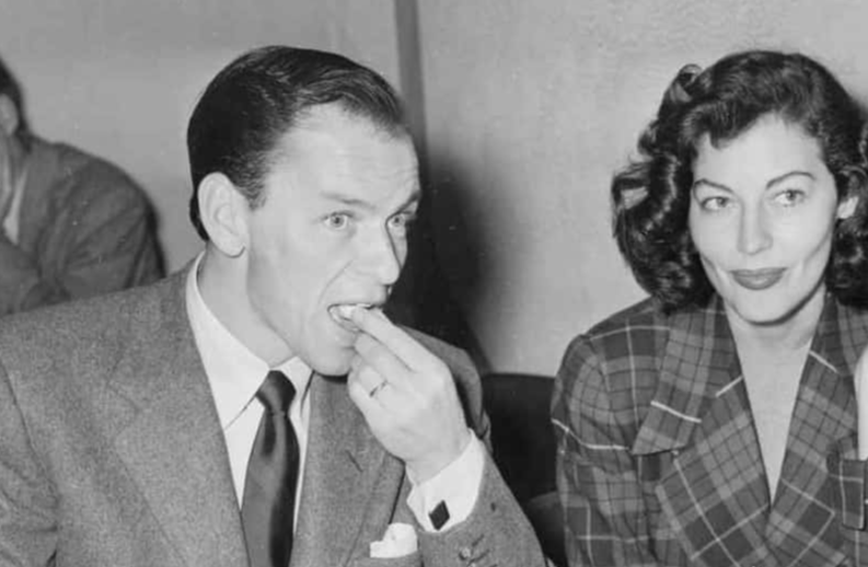 Frank Sinatra and Ava Gardner at restaurant 