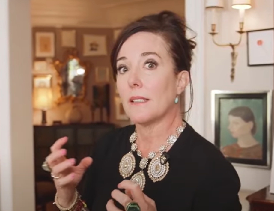 Screenshot of Kate Spade from - Inside Kate Spade's Artsy New York Apartment - Hollywood at Home