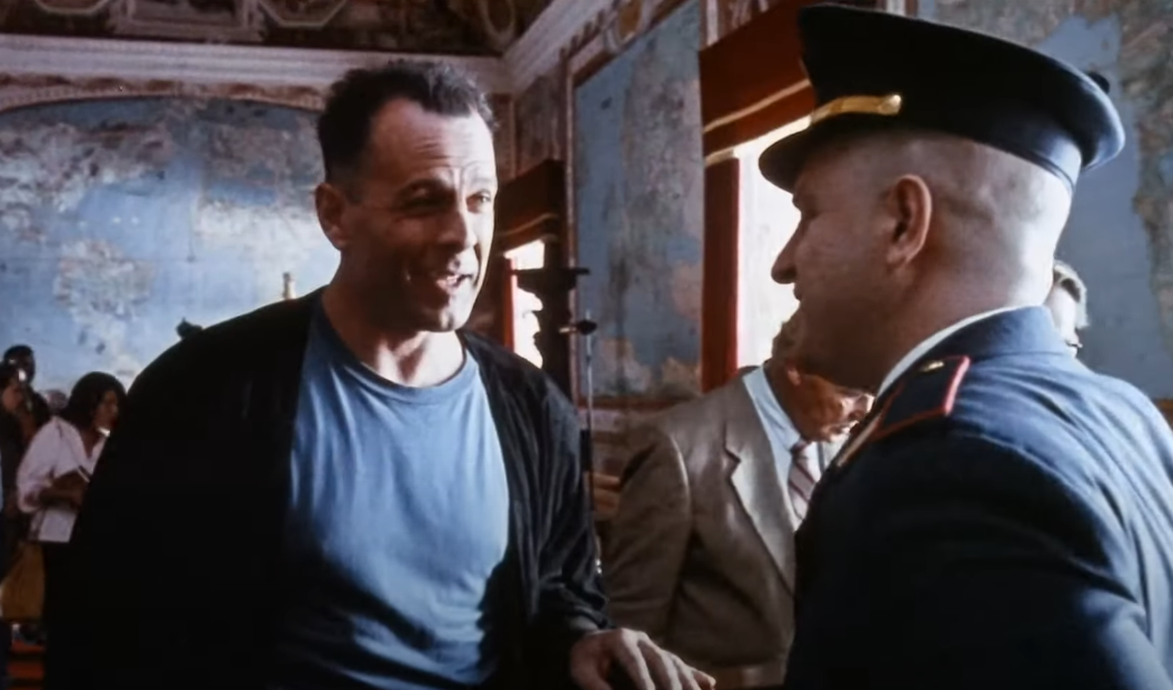 Screenshot from the movie Hudson Hawk (1991)