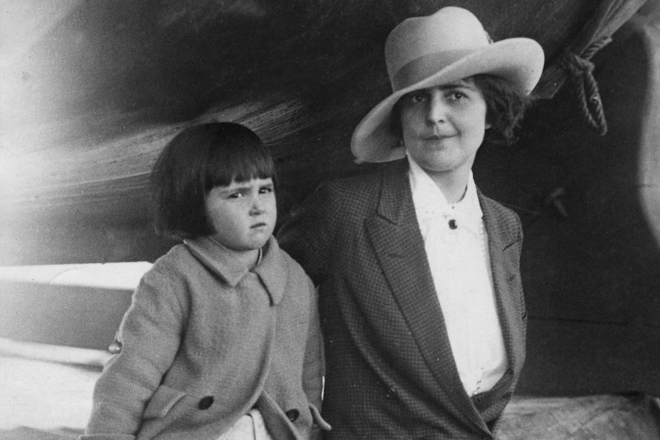 American actress Blanche Oelrich with her daughter Diana