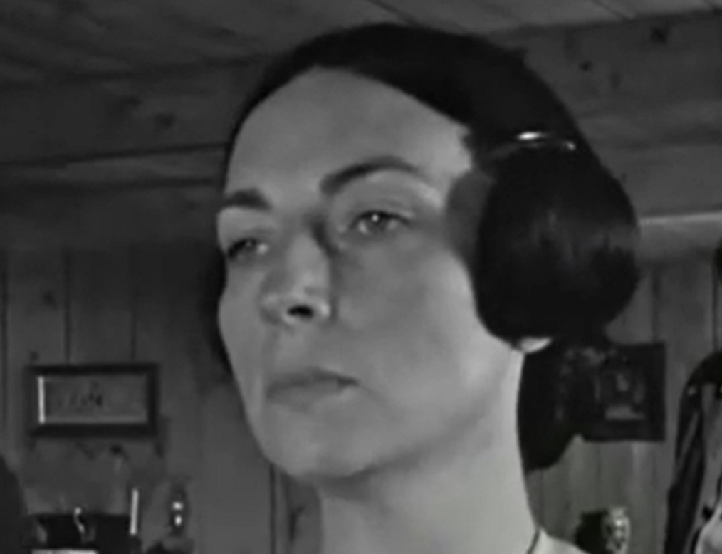 Screenshot of Agnes Moorehead from - Citizen Kane (1941)