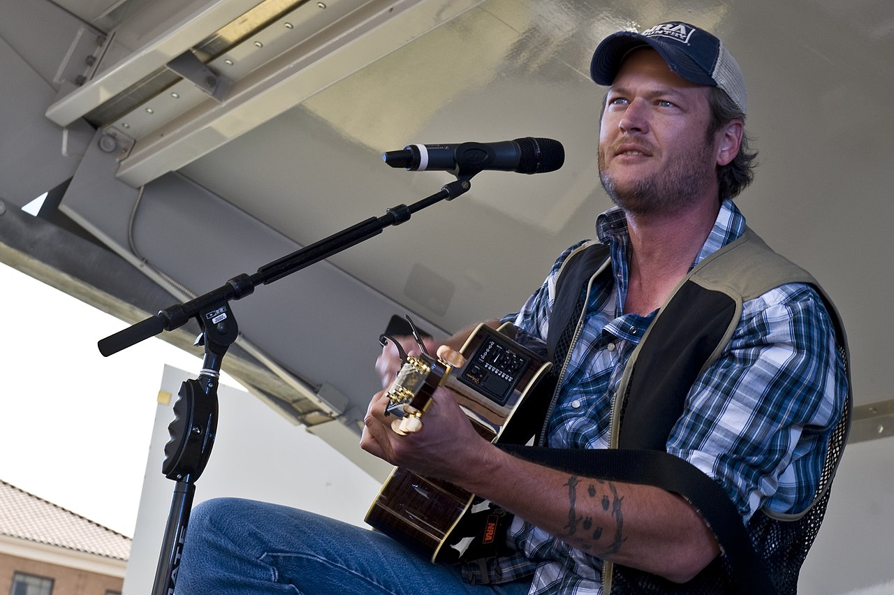 Country singer, Blake Shelton performs onstage during the Academy of Country Music USO concert - 2011