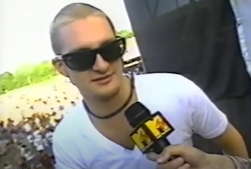 Screenshot of Man In The Box - The Alice In Chains Story