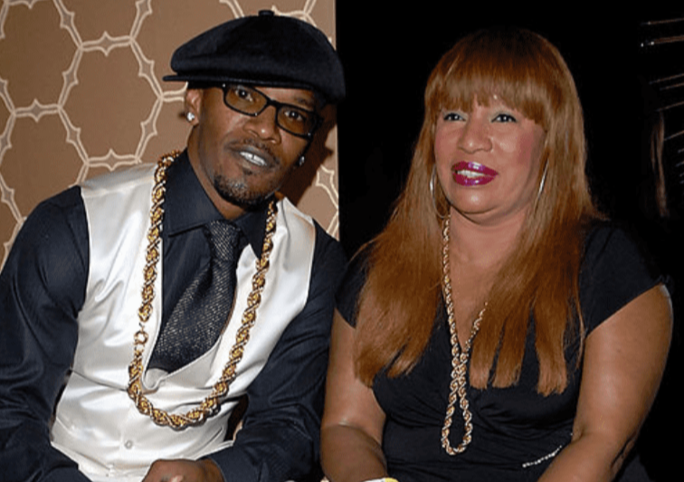 Jamie Foxx and mother Louise Dixon celebrate his 40th birthday