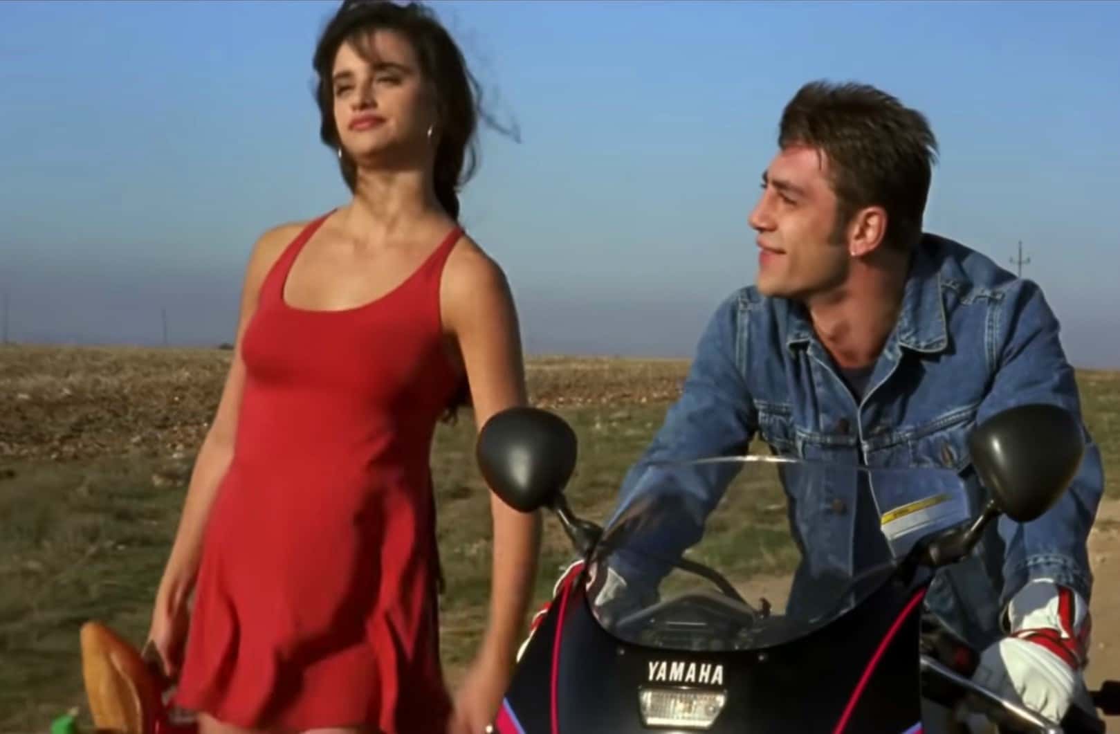 A visually captivating still taken from a pivotal moment in the film Jamón jamón (1992)