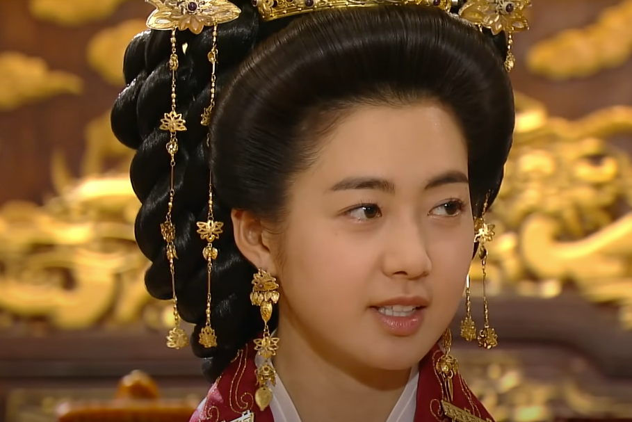 Screenshot of Queen Seondeok (2009)