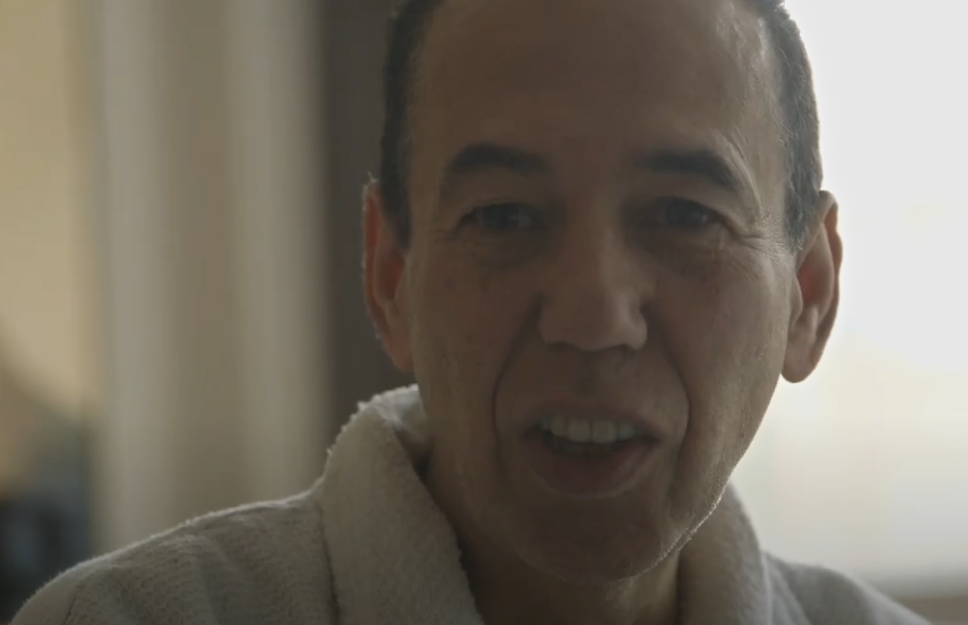 Screenshot of the documentary Gilbert