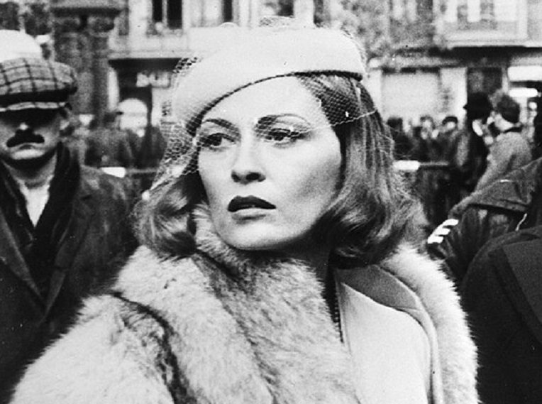 Faye Dunaway On The Set Of Voyage Of The Damned, 1975