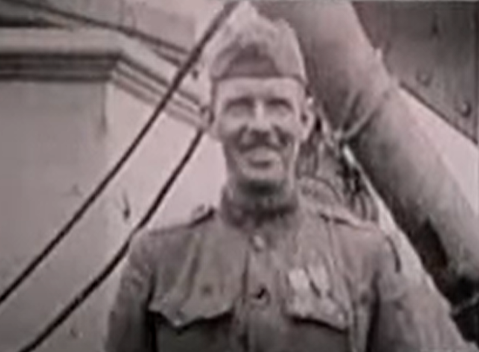 Screenshot from - SGT YORK 1919 NEWSREEL