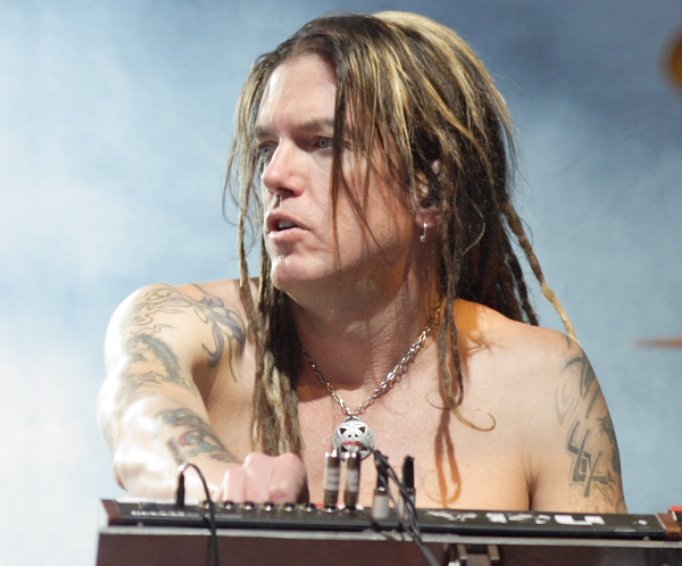 Keyboardist Dizzy Reed