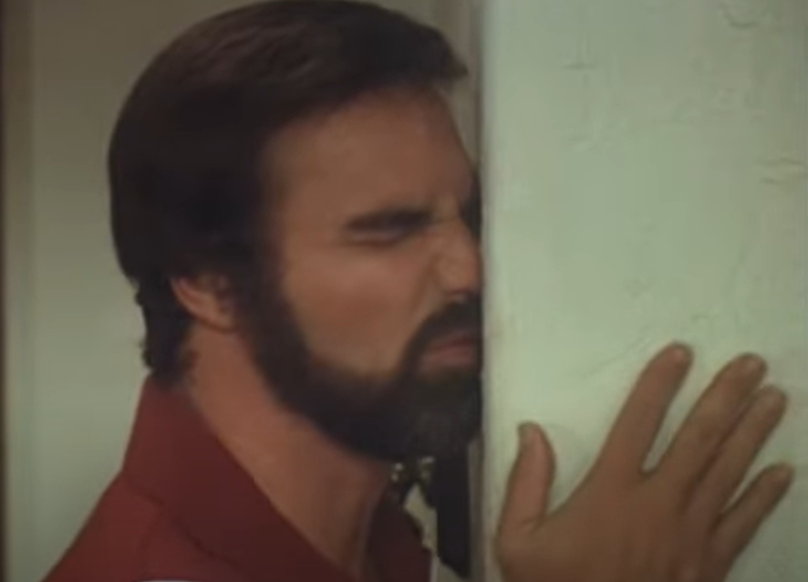 Screenshot from the movie - The End (1978)