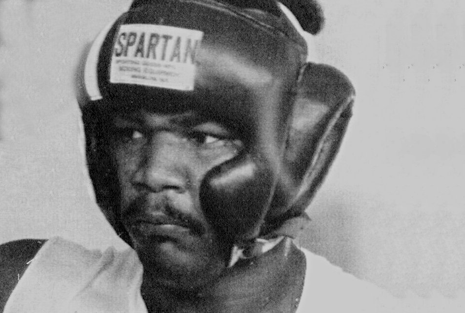 Photo Sports George Foreman Olympic Gold Medalist Boxer Champion 7X9