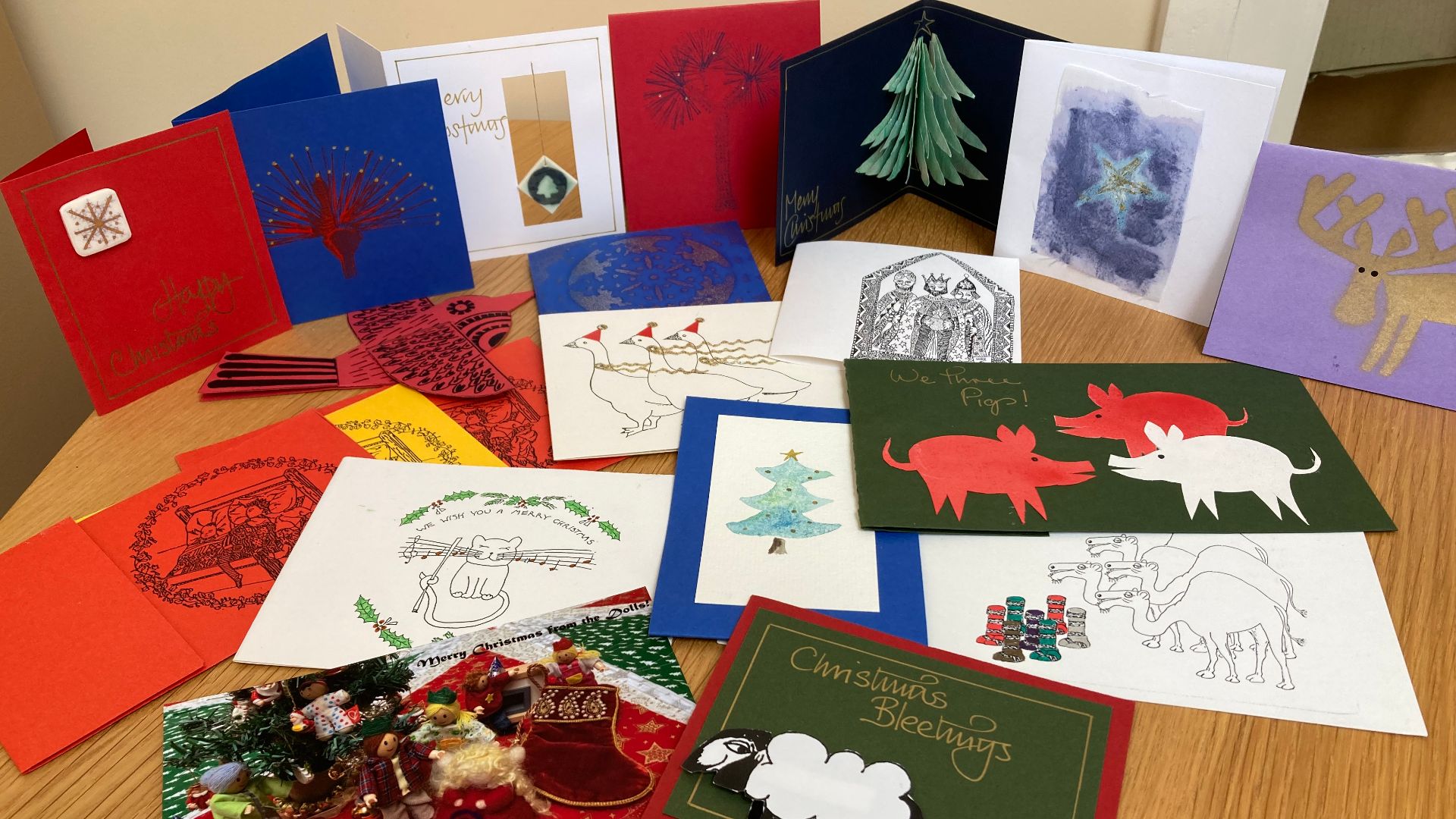 File:Homemade christmas cards.jpg