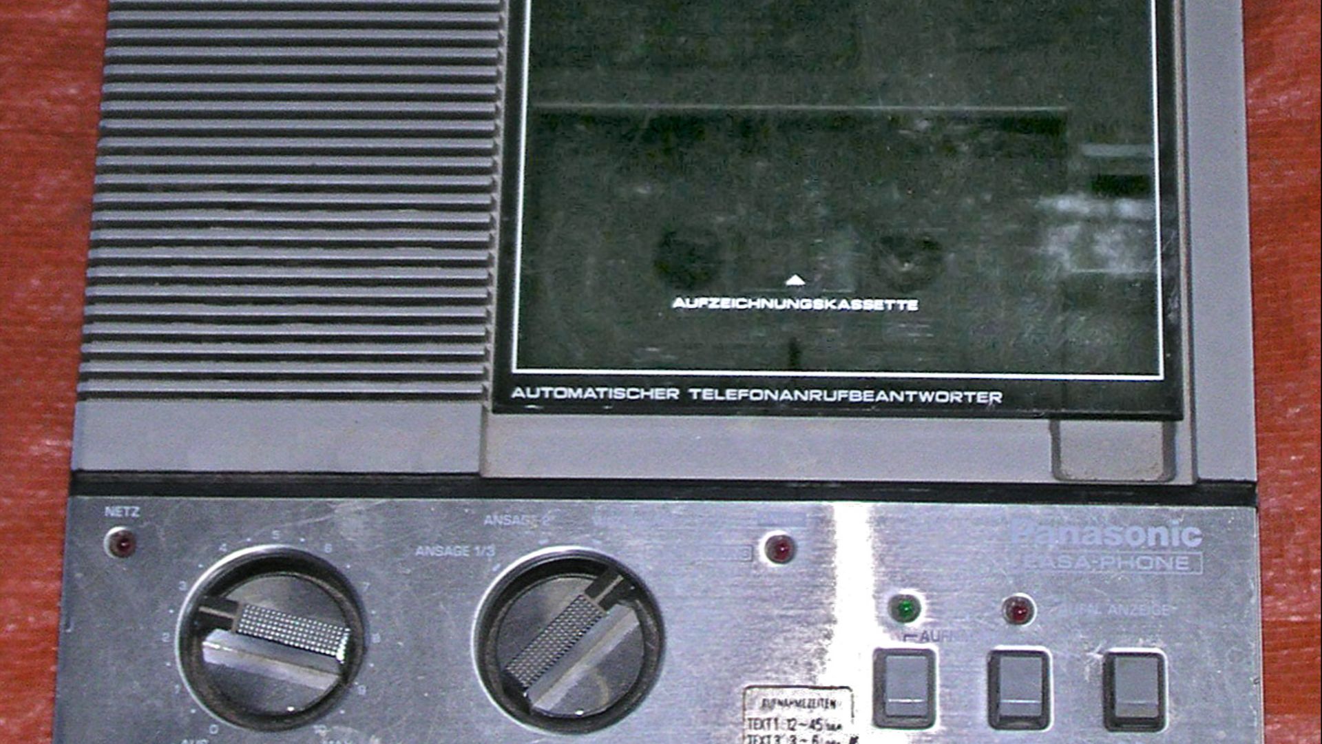 File:Panasonic-Anrufbeantworter.jpg