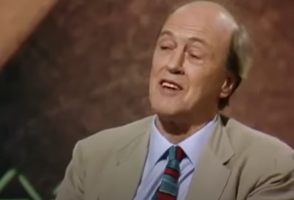 Screenshot of The Marvellous World of Roald Dahl (2016)