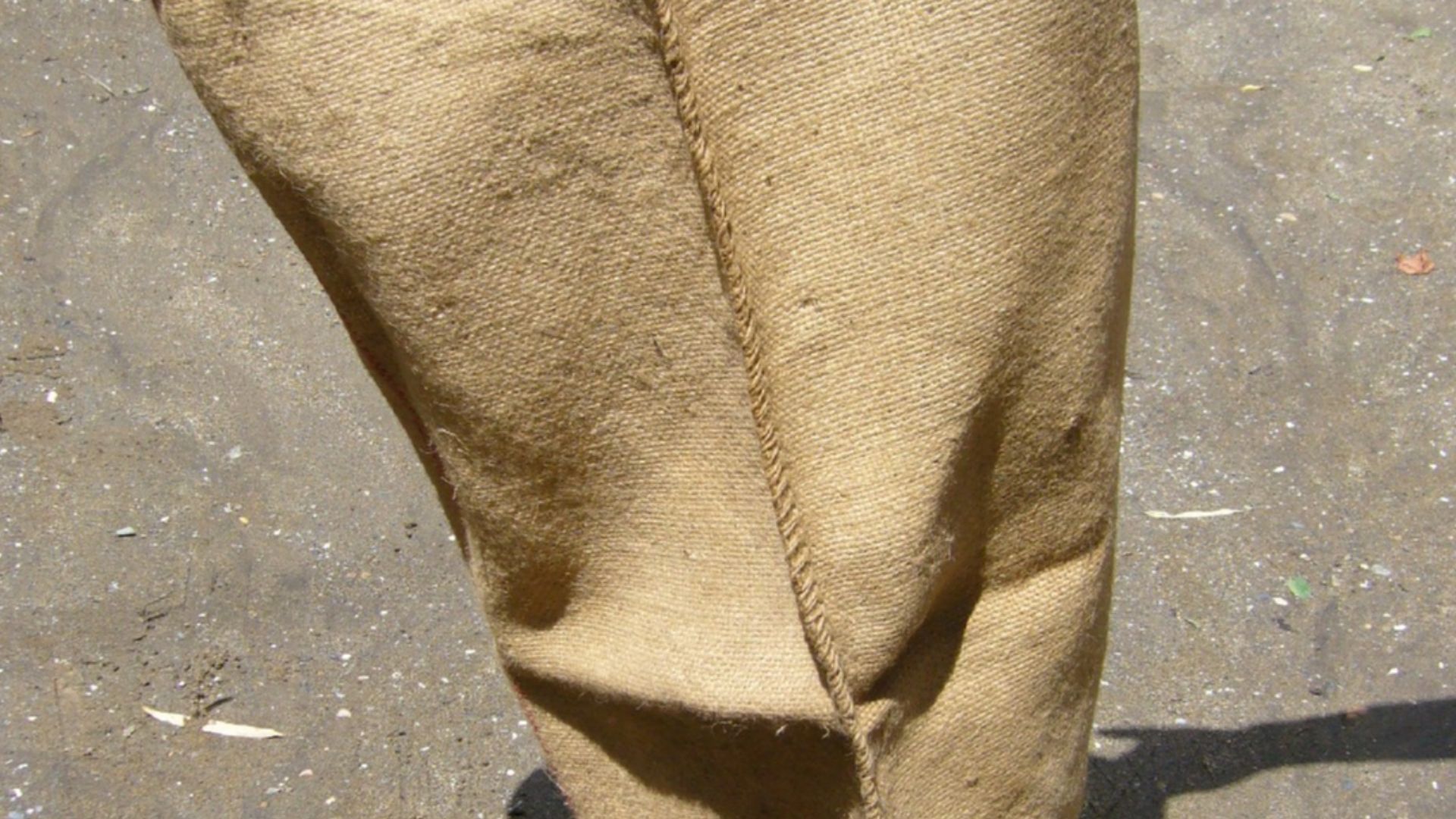 File:Hemp-sack, Asabukuro, Japan.jpg