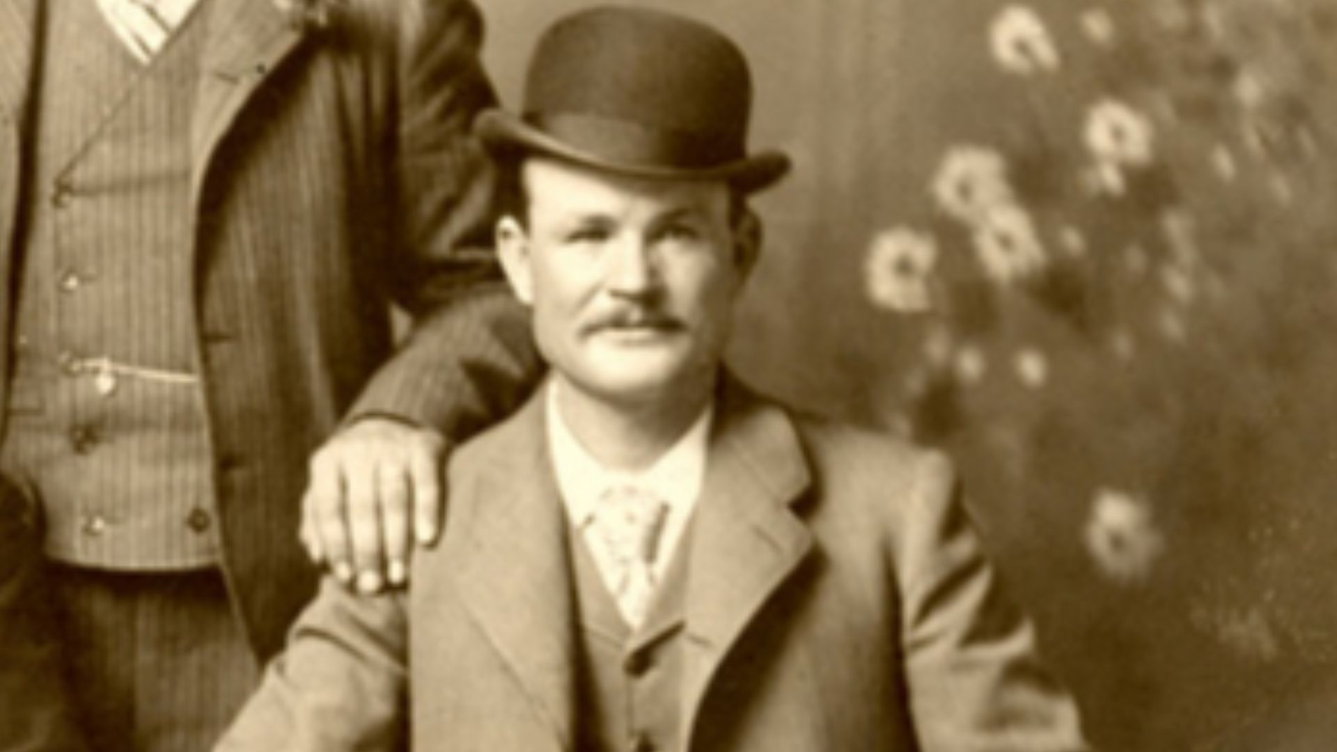 File:Butch Cassidy with bowler hat.jpg