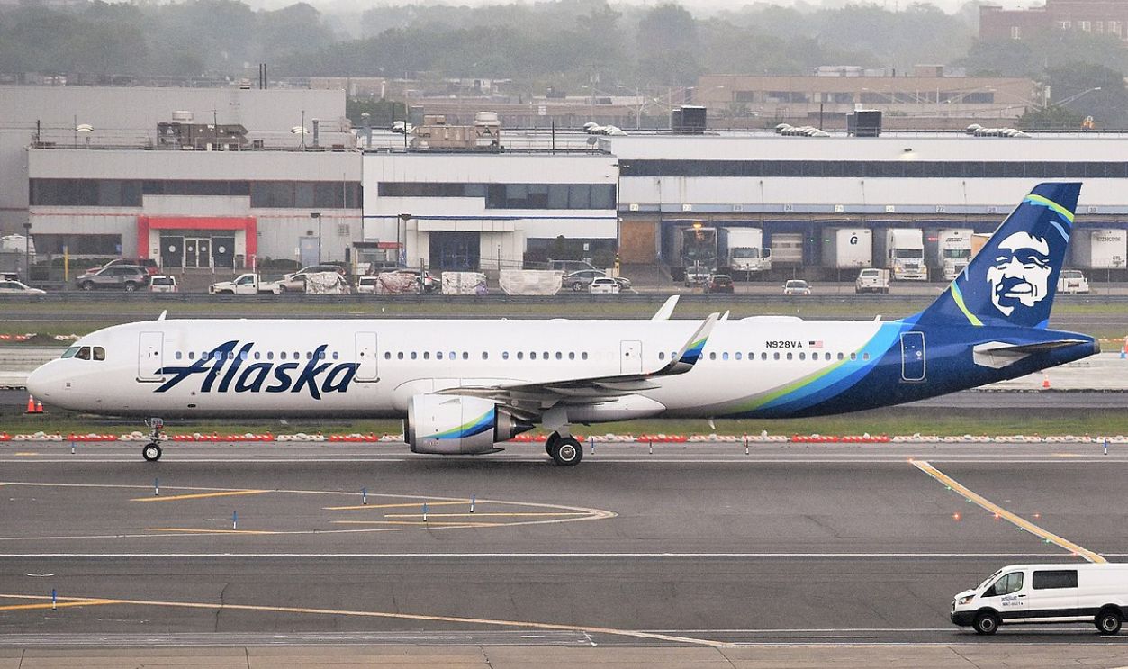 Alaska airline at the airport runway