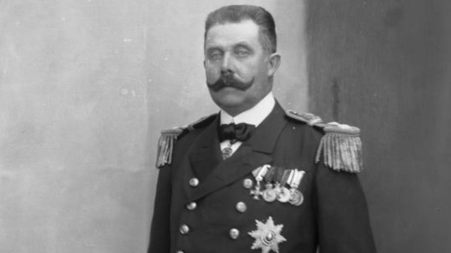 File:Ferdinand Schmutzer - Franz Ferdinand von Österreich-Este, 1914.jpg